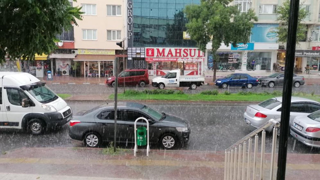 Ceviz kadar dolu yağdı meteoroloji demişti İstanbul'a geliyor Tekirdağ ve Çanakkale şaşkın - Resim: 3