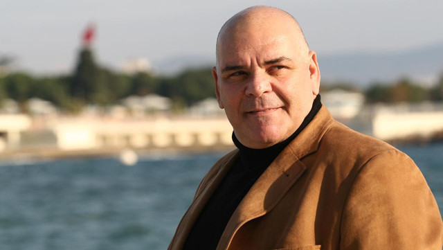 Merhum sanatçı Rasim Öztekin'in eşi Esra Kazancıbaşı yaptığı paylaşımla yürekleri dağladı! "Hayallerimiz vardı..." - Resim: 0