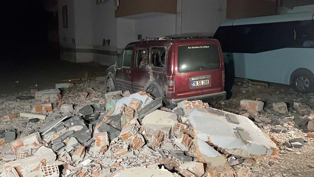 Karabük'te patlama oldu yaralılar var! Evin son hali dehşete düşürdü - Resim: 1