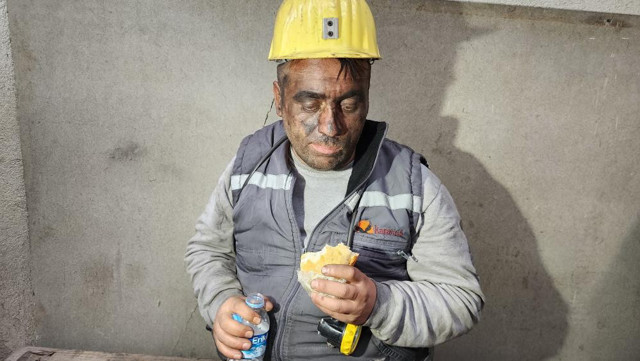 Maden işçisi faciadan iki dakikayla kurtuldu, 15 kişiden tek o sağ çıktı - Resim: 3