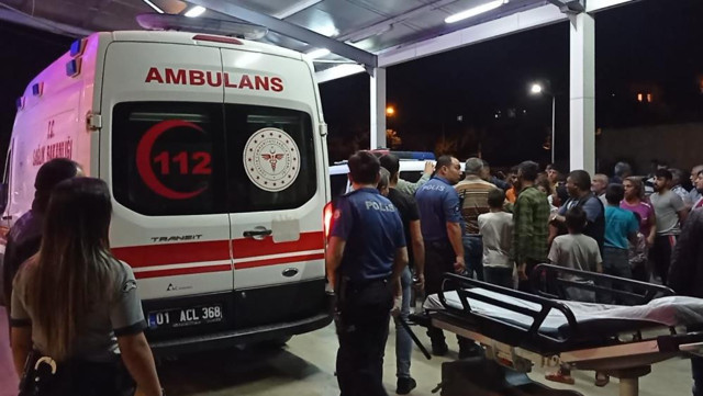 Başından vuruldu, el sallayarak ambulansa bindi: Yakınlarına böyle seslendi! - Resim: 2