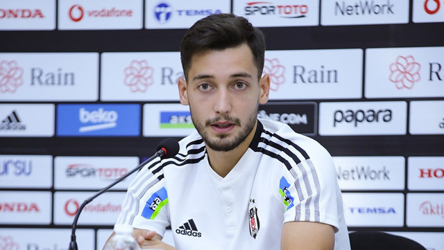 Beşiktaş'ın yıldızı Tayyip Talha Fenerbahçe'yi pişman etti! "Bu hatayı nasıl yaptık" - Resim: 0