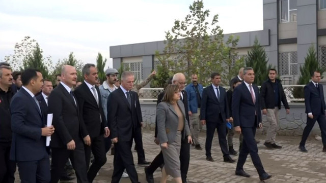 Terör örgütü YPG/PKK'dan Karkamış'a roket saldırısı! Bakan Soylu: 3 kişi hayatını kaybetti - Resim: 0