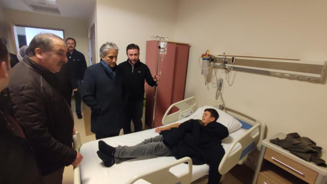 Tokat’ta 50 öğrenci yedikleri yemek sonrası hastanelik oldu - Resim: 1