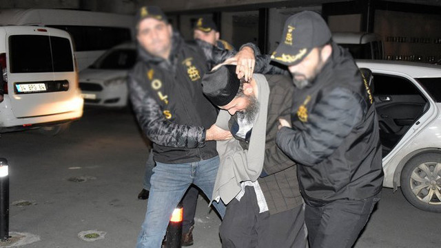 Kızını 6 yaşında evlendiren İsmailağa hocası Yusuf Ziya Gümüşel polise teslim oldu! Kadir İstekli yakalanmıştı - Resim: 1