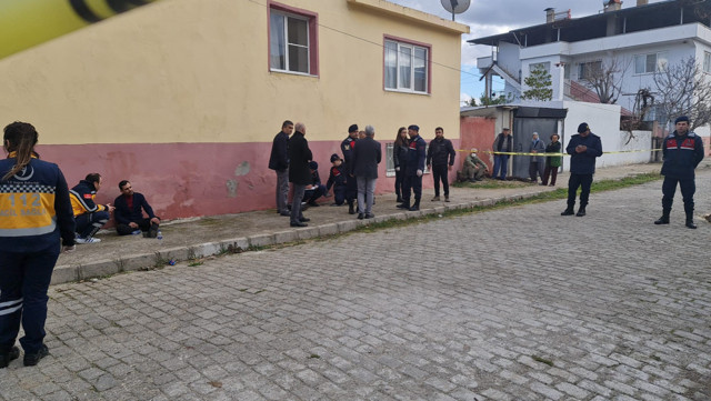 Aydın'da bir anne ile iki çocuğu evde ölü bulundu! Sobadan zehirlenmişler... - Resim: 1