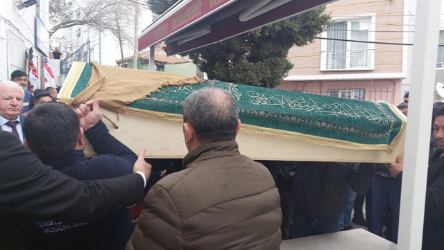 Tekirdağ'da vahşet! Dini nikahlı eşinin boğazını kesti - Resim: 0