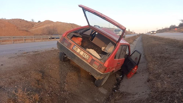 Defalarca trafik kurallarını altüst etti! 2042'ye kadar ehliyetine el konuldu, binlerce lira ceza yedi - Resim: 0