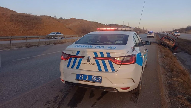 Defalarca trafik kurallarını altüst etti! 2042'ye kadar ehliyetine el konuldu, binlerce lira ceza yedi - Resim: 1