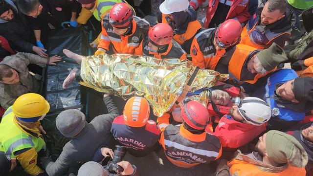 Göçer Apartmanı'ndan 104. saatte gelen kurtuluş - Resim: 0