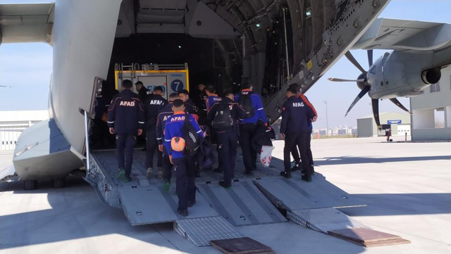 Sel felaketi yaşanıyor! İstanbul'dan yola çıktılar - Resim: 0