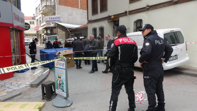 Uşak'taki vahşette yeni gelişme! 2 aylık bebeğini 6. kattan atmıştı: Baba tespit edilemedi! - Resim: 1