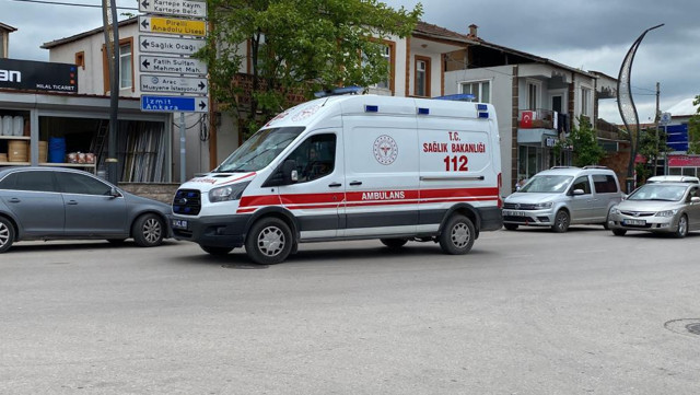 Tatlıya bağlamak için bir araya geldiler! Kavga çıktı: 6 yaralı, 6 gözaltı - Resim: 1