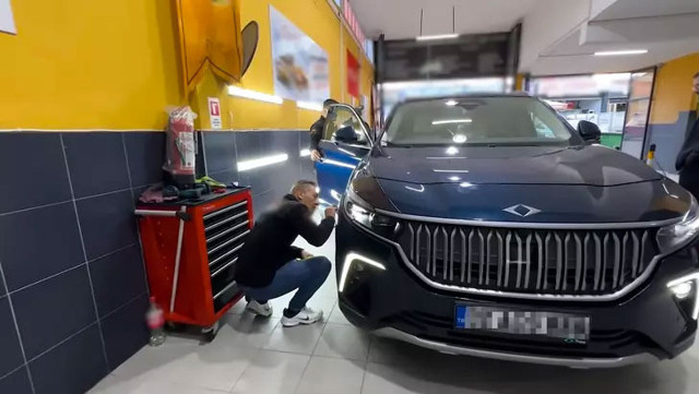 Togg'u ekspertize soktular! Boyası ve bağlantılar nasıl çıktı? Ekspertiz ustası mühür detayına şaşırdı - Resim: 2