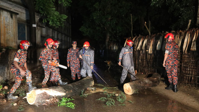 Mocha Kasırgası Bangladeş'te hasara neden oldu - Resim: 0
