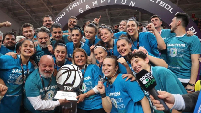 İzmitliler şampiyonluk kutlamasına davetli - Resim: 0