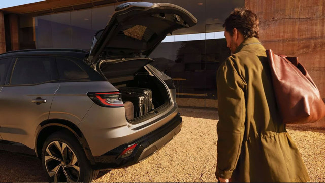 Yeni Renault Austral 1 Haziran'da Türkiye’de satışa sunuluyor - Resim: 2