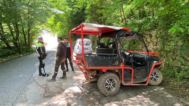 Freni tutmayan ATV kazaya sebep oldu: 4 kişi yaralandı - Resim: 2