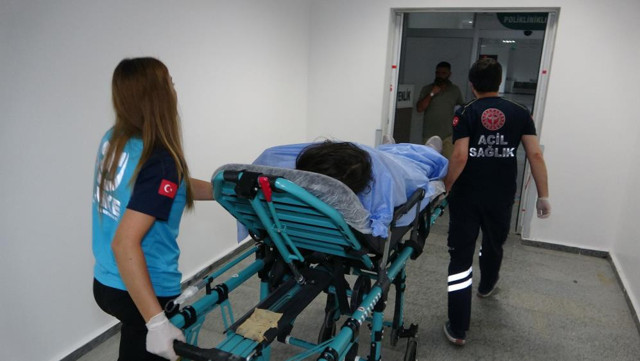 Kadını darp edip zorla alıkoydu! Alkollü ve ehliyetsiz sürücü polise ecel teri döktürdü: Sarf ettiği sözler 'pes' dedirtti! - Resim: 1