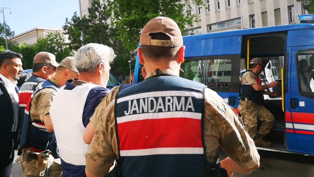 Erzurum'daki cinayetin sır perdesi aralandı! Eşi inkâr, arkadaşı itiraf etti: "Balta ve tırpan ile..." - Resim: 3