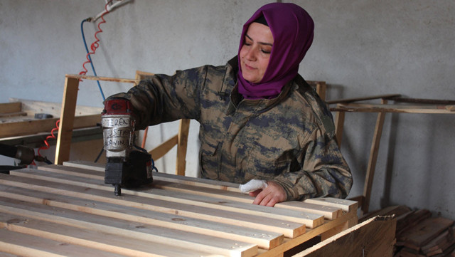 Kastamonu'da kadın girişimci, KOSGEB desteğiyle palet üreticisi oldu - Resim: 0