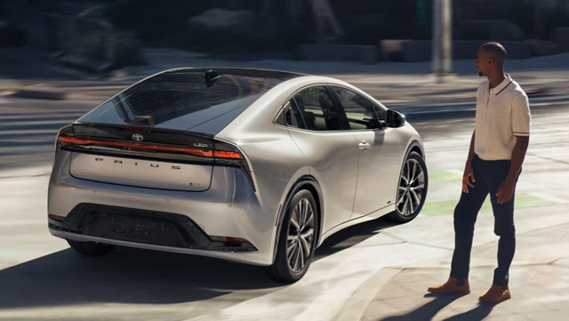 Yeni Toyota Prius Red Dot Tasarım Ödülü'ne layık görüldü - Resim: 1