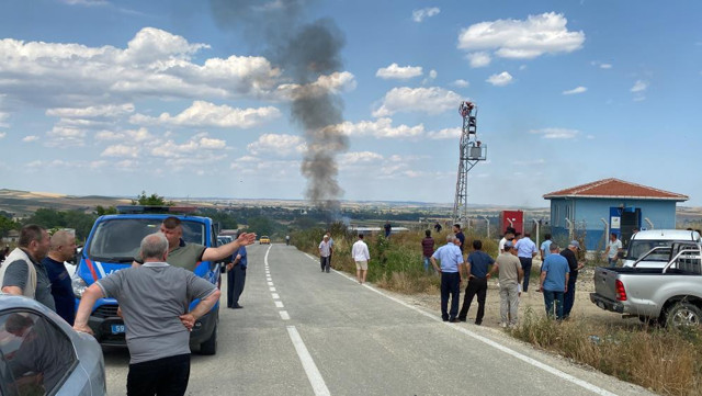 47 dönümlük tarlası 10 dakika içinde küle döndü! Sözleri yürekleri dağladı: "3 gün içinde biçecektik" - Resim: 2