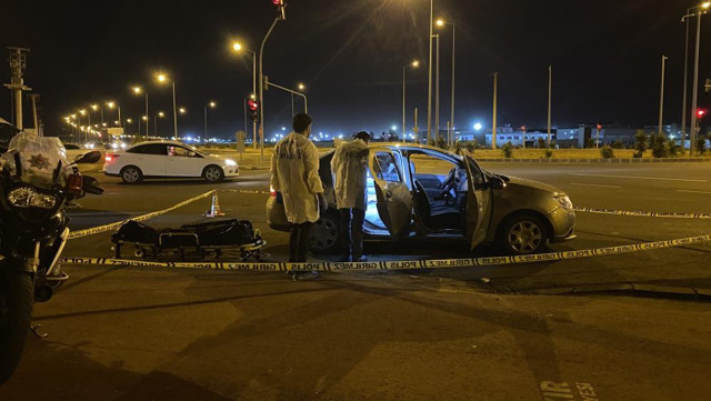 Diyarbakır'da korkunç olay! Araçta ceset bulundu: 2 kişi gözaltına alındı! - Resim: 1