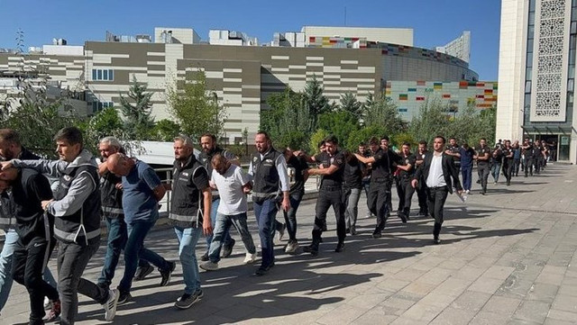 Ayhan Bora Kaplan'ın ifadesi ortaya çıktı! İşkencede dişleri söküldü 20 kattan iple atlayıp kurtuldu - Resim: 3