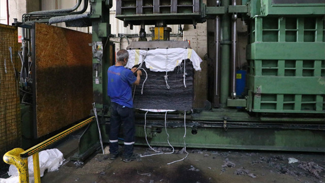 Tekstil atıklarından keçe yapıp 60 ülkeye ihraç ediyorlar! - Resim: 1