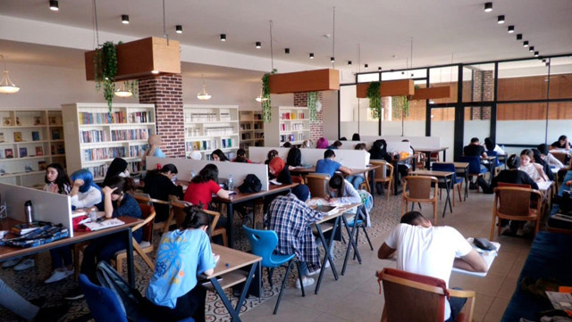 Van Edremit ESEM’ler ile 2 yılda 500’e yakın öğrenci üniversiteli oldu - Resim: 1