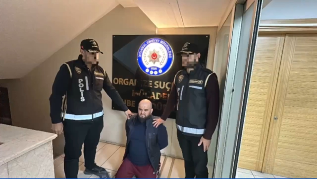 Mavi bültenle aranan mafya lideri İstanbul'da yakalandı - Resim: 0