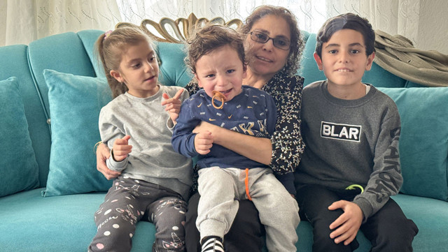 Evlilik yıldönümünde böbreğini verdi! Babasından nakledilen böbrek iflas edince, eşi kendininkini verdi! - Resim: 0