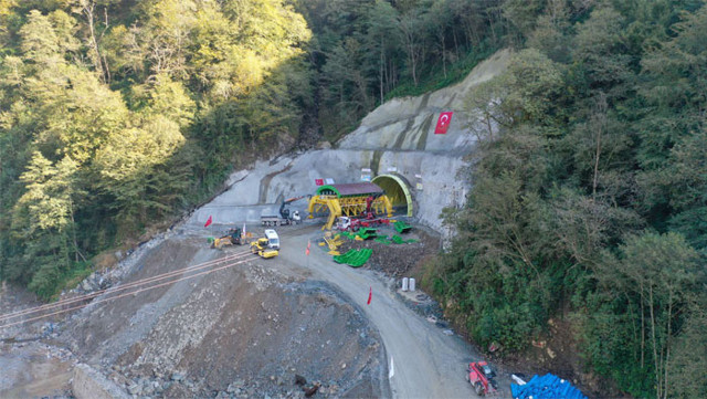 Çamlıhemşin Tüneli'nde ışık göründü mevcut seyahat 20 dakika kısalıyor - Resim: 0