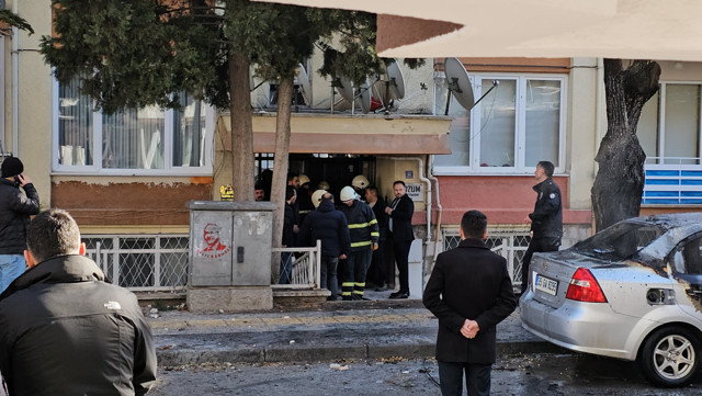 Çorum'da evini ve otomobilini ateşe veren kişi evde ölü bulundu - Resim: 2