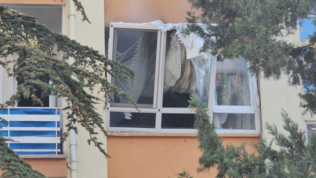 Çorum'da evini ve otomobilini ateşe veren kişi evde ölü bulundu - Resim: 0