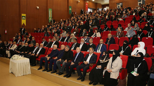 Cumhurbaşkanı Başdanışmanı Uçum'dan o çalıştaya tepki: İhanetler arsızca artıyor - Resim: 0