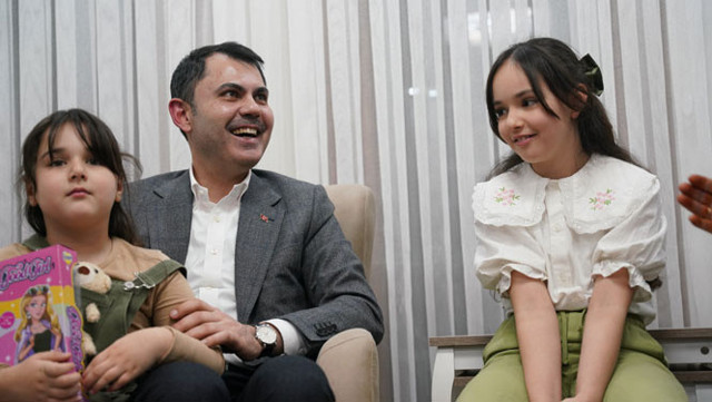 Bakan Kurum, Nelbi Teyze’yi bu kez evinde ziyaret etti - Resim: 3