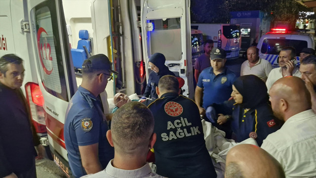 Zabıta intihar etti Darıca Belediye Başkanı Muzaffer Bıyık kolundan vuruldu! - Resim: 1