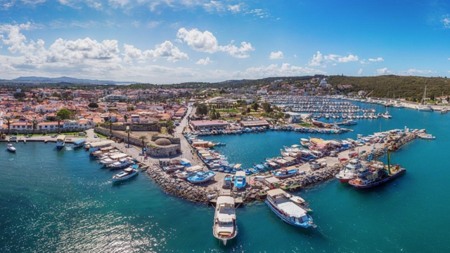 Çeşme'de su krizi yaşanıyor! Otellerde su kalmadı, tatilciler geri dönüyor - Resim: 1