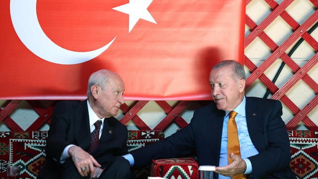 Cumhurbaşkanı Erdoğan, MHP Lideri Bahçeli ile görüştü - Resim: 1