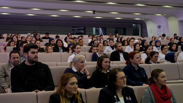 Medipol'den “Daha net bir dünya” için anlamlı panel - Resim: 0