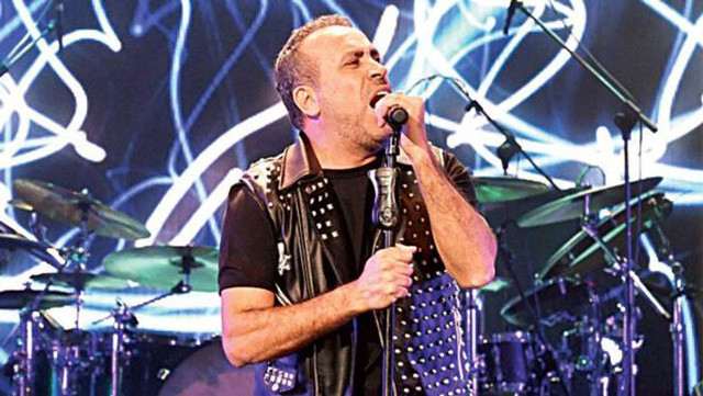 Haluk Levent'in dönüşü muhteşem oldu "Bu konser bitmiş bir adamın..." - Resim: 1