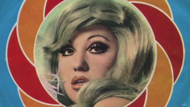 Seda Sayan Gönül Akkor'un afişlerine sarılıp uyuyormuş! - Resim: 3