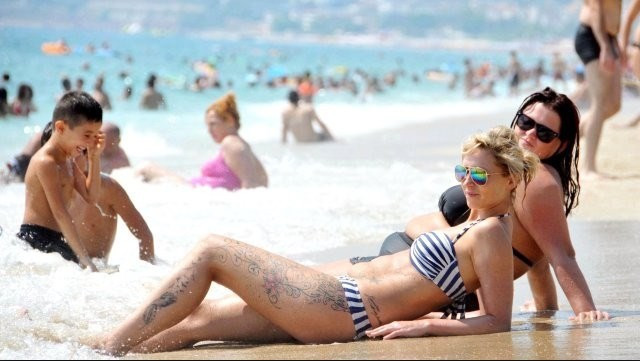 Rus turistler bu sefer erken geldi! - Resim: 1