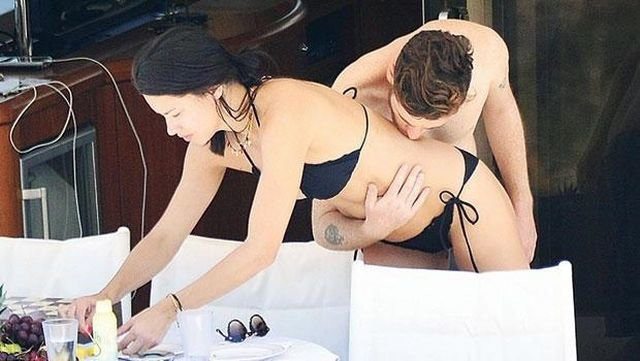 Metin Hara'ya Adriana'dan aldatılma şoku  - Resim: 1