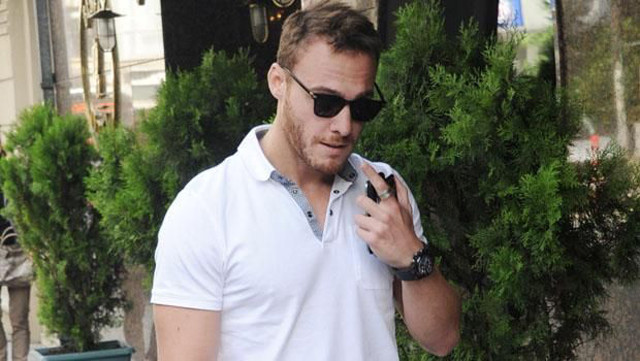 Kerem Bursin: Serenay'la sürprizi bir gün patlatacağız - Resim: 1