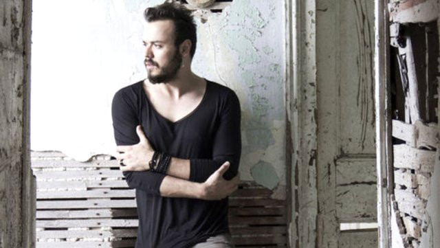 Ünlü şarkıcı için 15 yıl hapis istendi! - Resim: 4