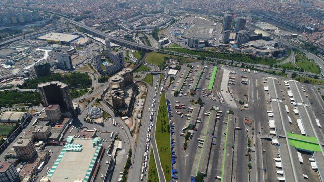 Demokrasi kuyruğu! 15 Temmuz Otogarı'nda seçim göçü havadan görüntülendi - Resim: 3