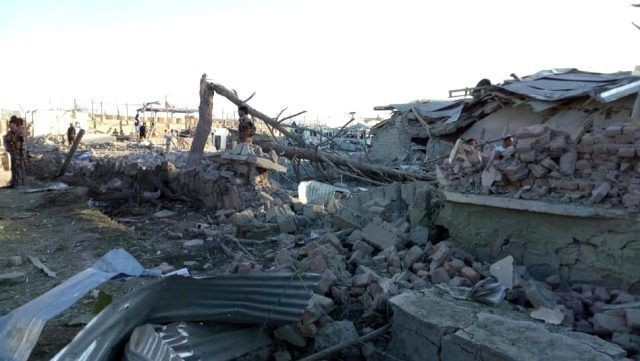 Afganistan'da hastaneye bombalı araçla saldırı: En az 20 ölü 95 yaralı - Resim: 3